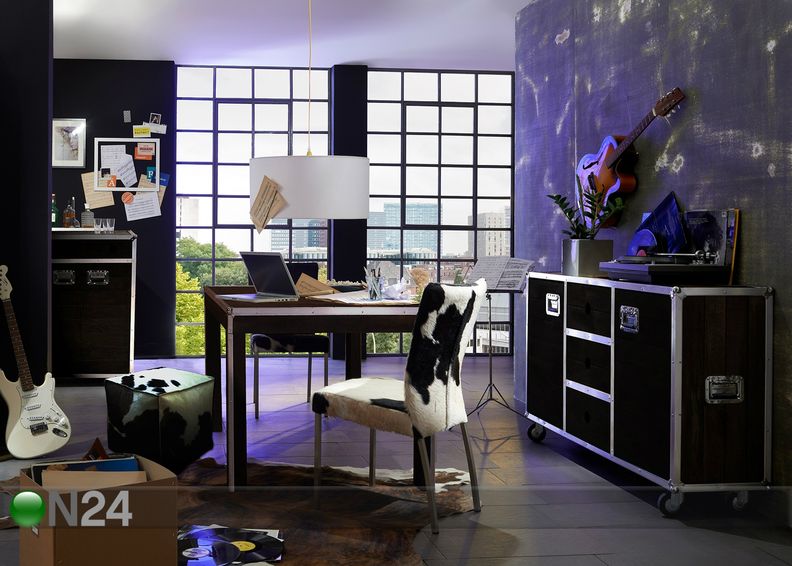 Lipasto DARK ROADIES kuvasuurennos