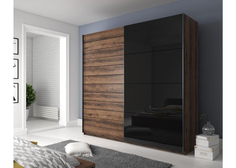 Liukuovikaappi kuvasuurennos