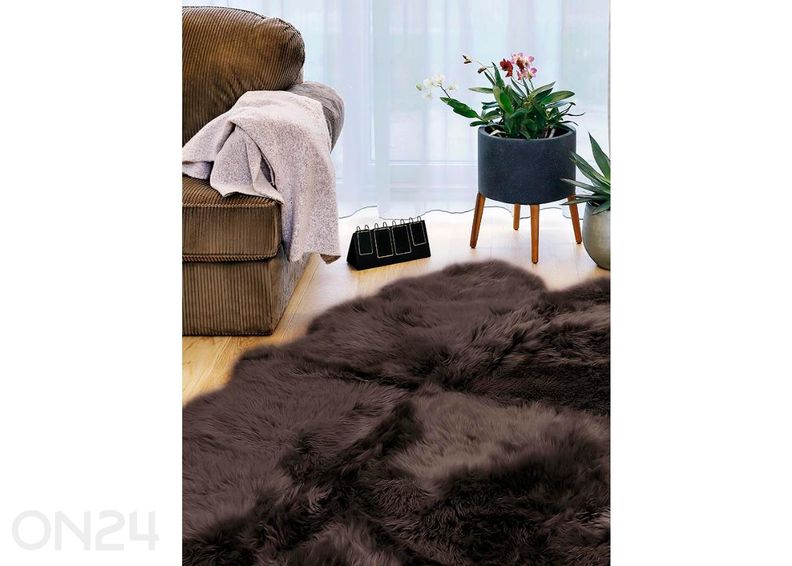 Luonnollinen lampaantalja Merino chocolate Duo ±60x180 cm kuvasuurennos