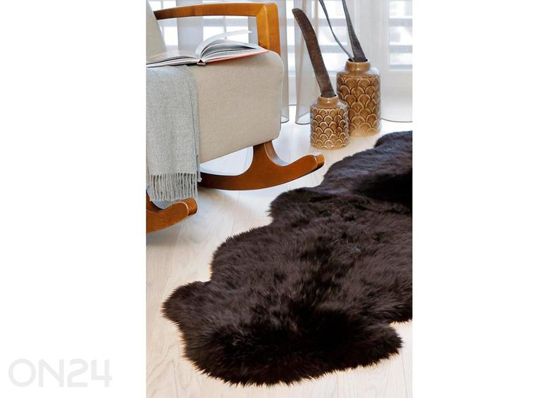 Luonnollinen lampaantalja Merino chocolate Quatro ±90x180 cm kuvasuurennos