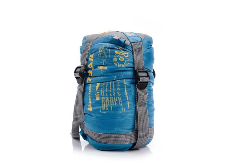 Makuupussi Meteor Trail kuvasuurennos