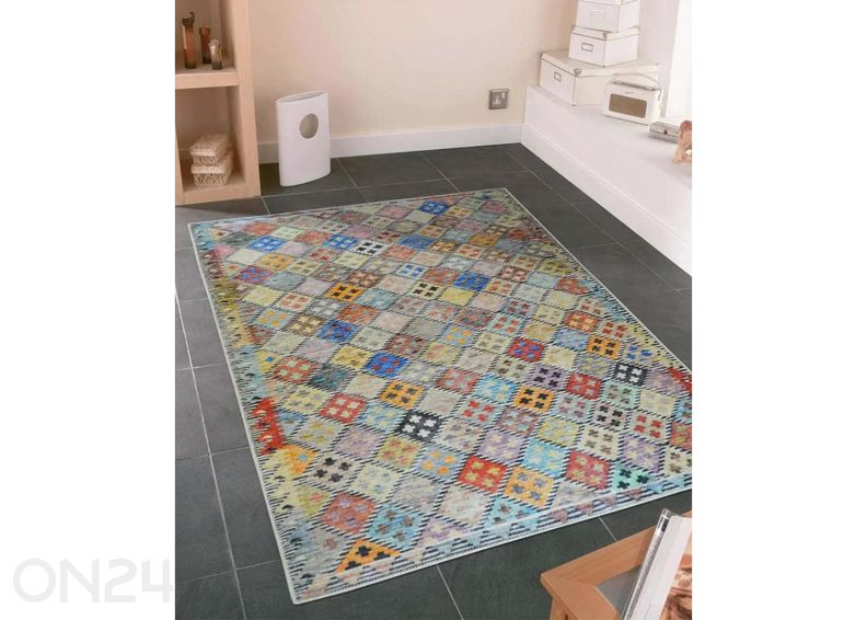 Matto Aydin 43 kuvasuurennos