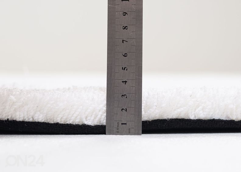 Matto Tom Tailor Cozy Ø140 cm valkoinen kuvasuurennos