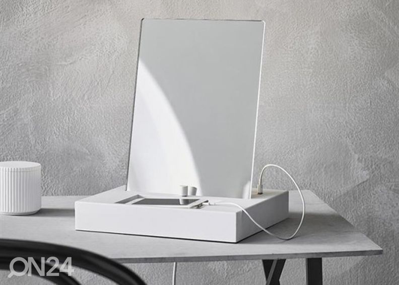 Meikkipeili LED valolla ja USB pistorasialla kuvasuurennos