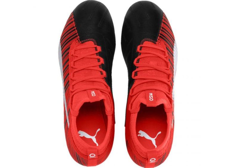 Miesten jalkapallokengät Puma One 5.3 FG AG M 105604 01 kuvasuurennos