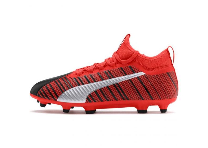 Miesten jalkapallokengät Puma One 5.3 FG AG M 105604 01 kuvasuurennos