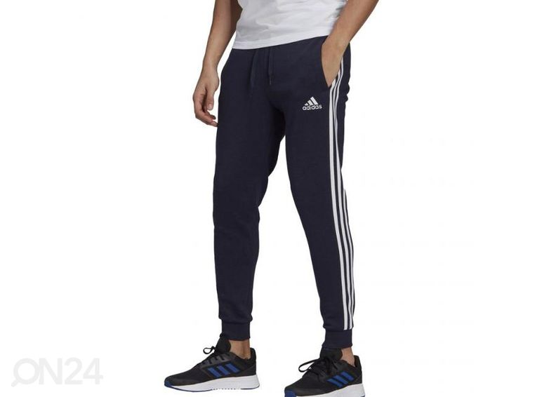 Miesten verryttelyhousut Adidas Essentials Slim 3 Stripes Pants kuvasuurennos