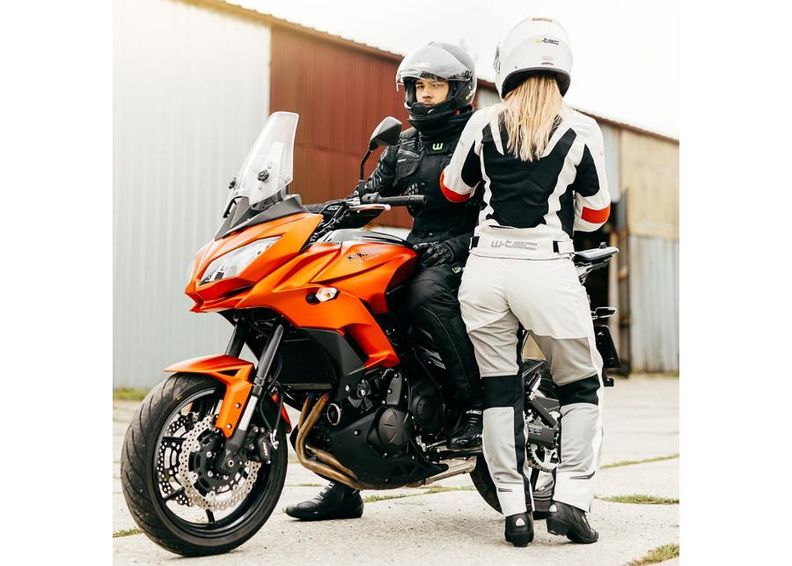 Moottoripyörä kypärä NK-850 W-TEC kuvasuurennos