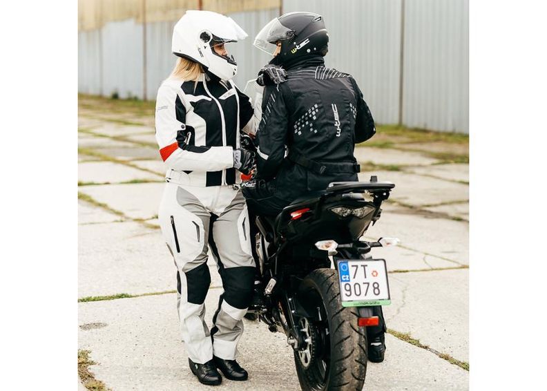 Moottoripyörä kypärä NK-850 W-TEC kuvasuurennos