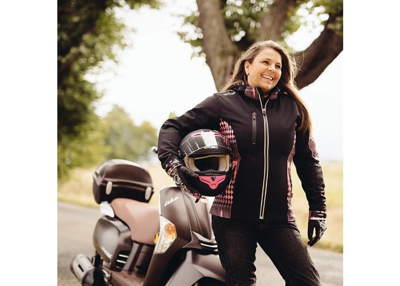 Moottoripyöräkypärä W-TEC kuvasuurennos