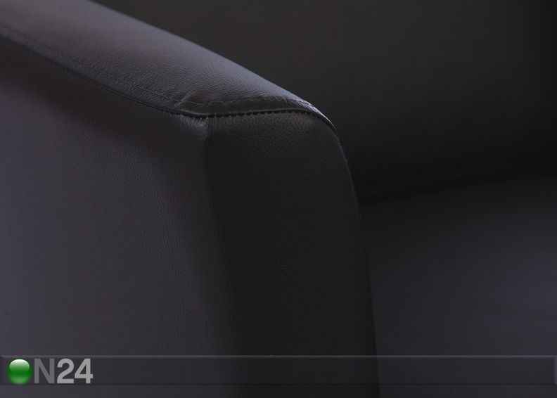 Nahkatuoli Boss kuvasuurennos