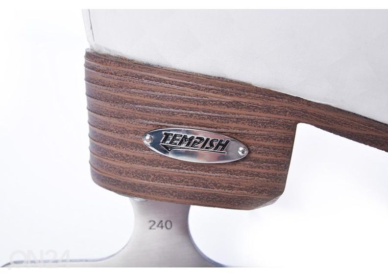 Naisten kaunoluistimet Giulia Tempish kuvasuurennos