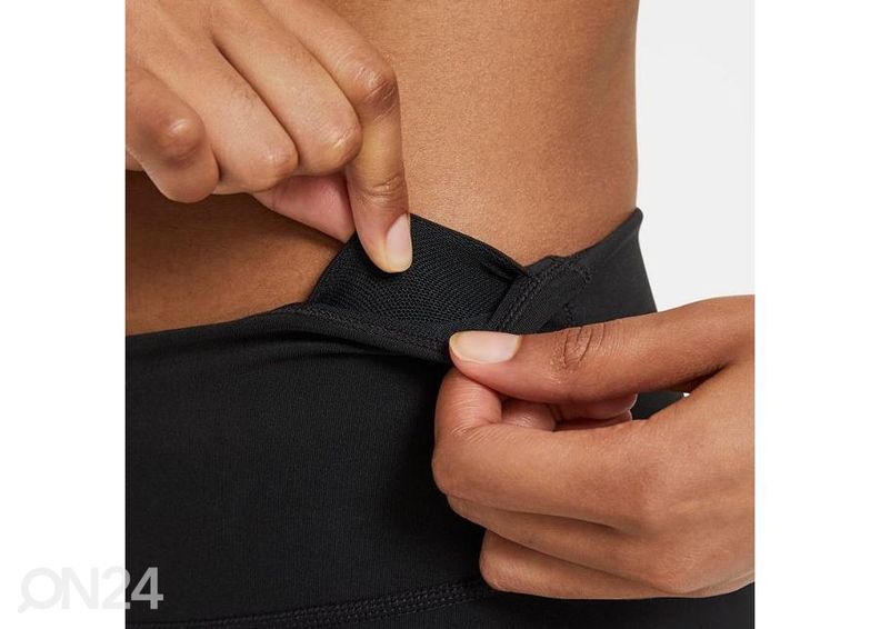 Naisten pitkät treenileggingsit Nike One 3/4 kuvasuurennos