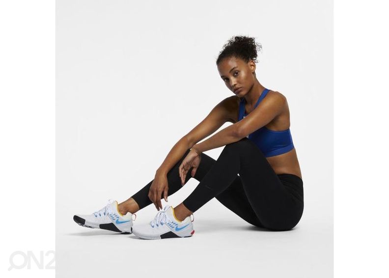 Naisten pitkät treenileggingsit Nike One Luxe W AT3098-010 kuvasuurennos