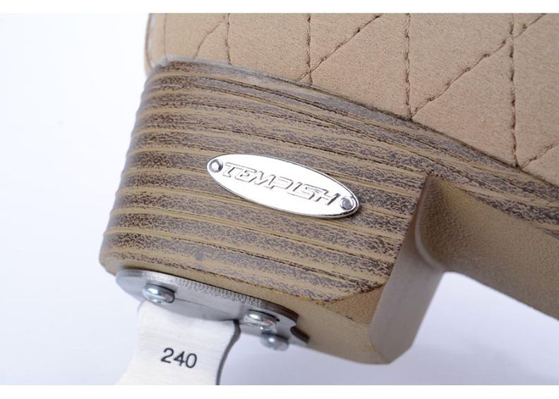 Naisten taitoluistimet Elena Tempish kuvasuurennos