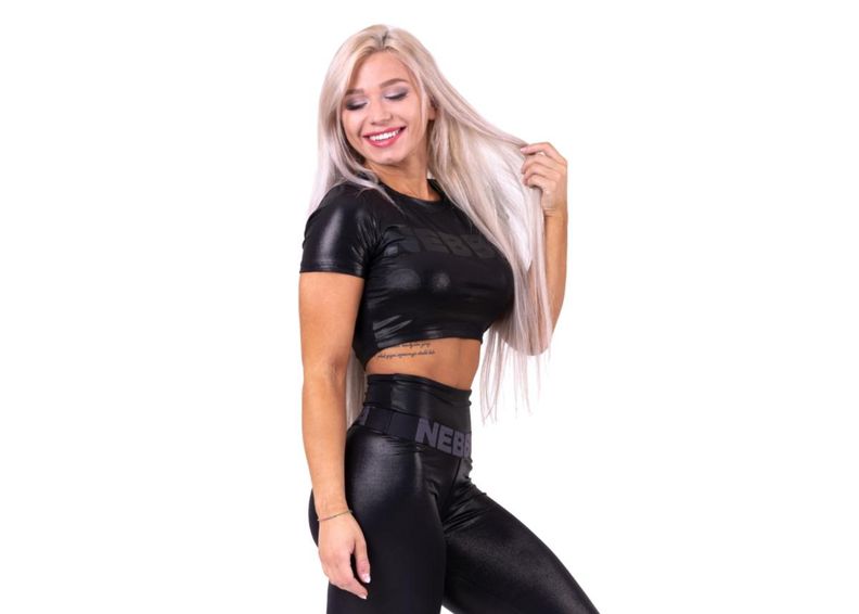 Naisten treenipaita Nebbia “Sandra D” kuvasuurennos