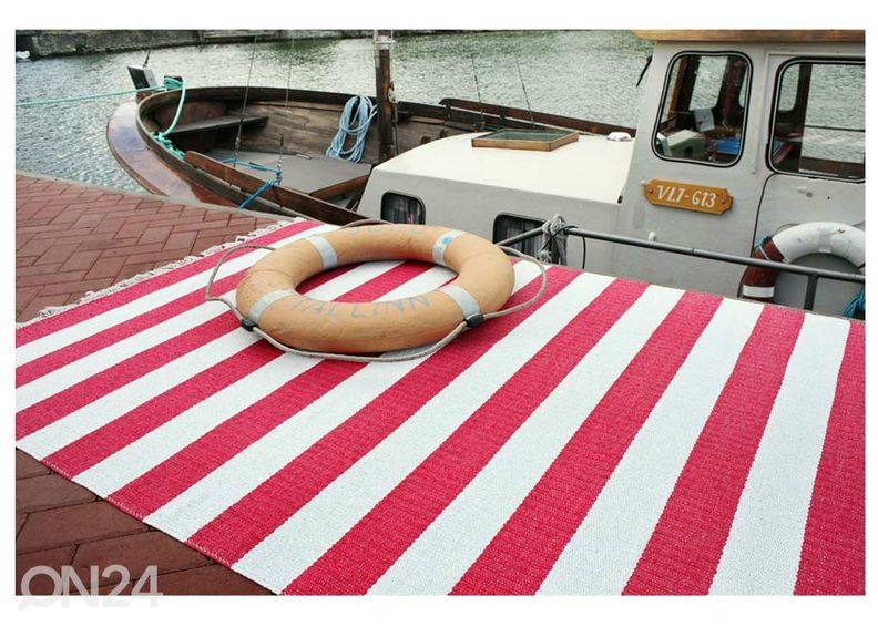Narma muovimatto Birkas carmine-white 70x150 cm kuvasuurennos