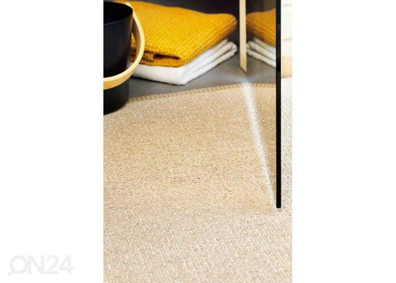 Narma muovimatto Neve cream metallic 70x150 cm kuvasuurennos
