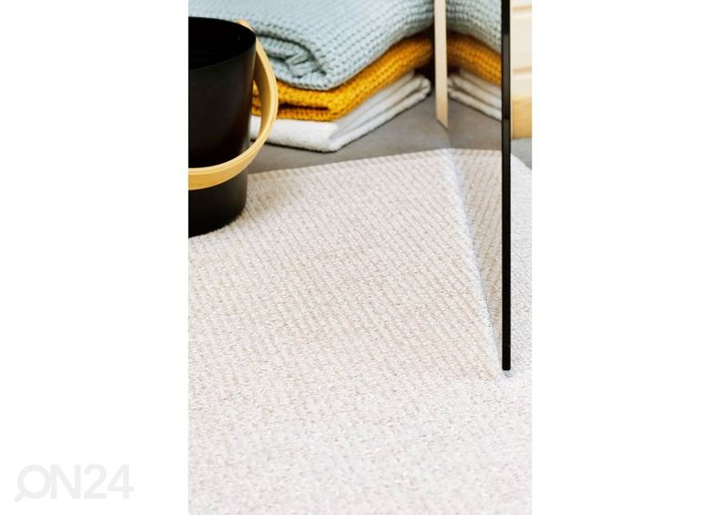 Narma muovimatto Neve ivory metallic 70x150 cm kuvasuurennos