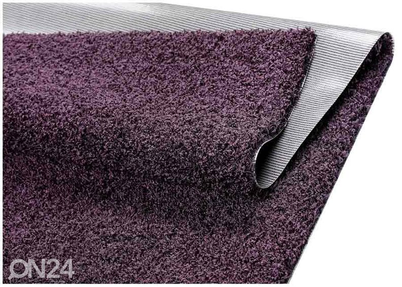 Narma pitkänukkainen matto Spice™ luumu 67x133 cm kuvasuurennos