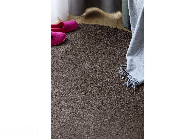 Narma tuftattu matto Jazz™ brown Ø 133 cm kuvasuurennos