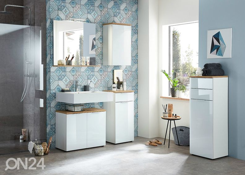 Peili valaistuksella Pescara kuvasuurennos