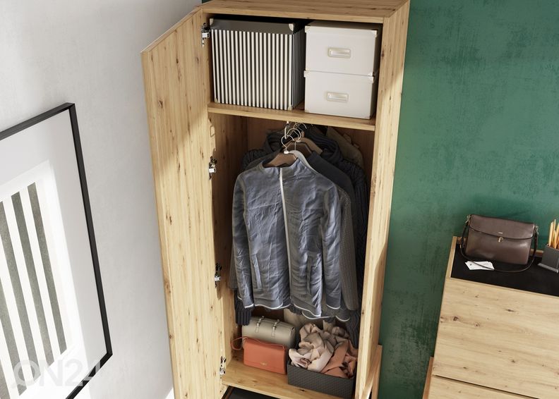 Peiliovinen vaatekaappi kuvasuurennos