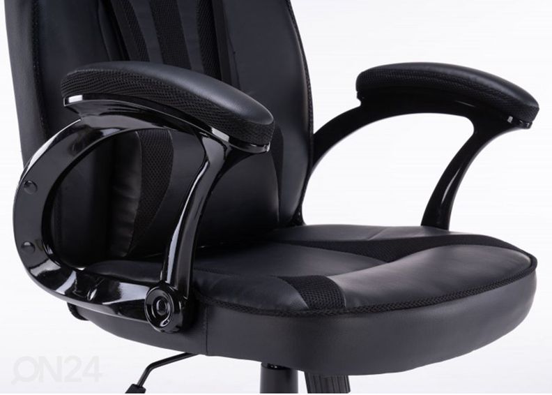 Pelituoli kuvasuurennos