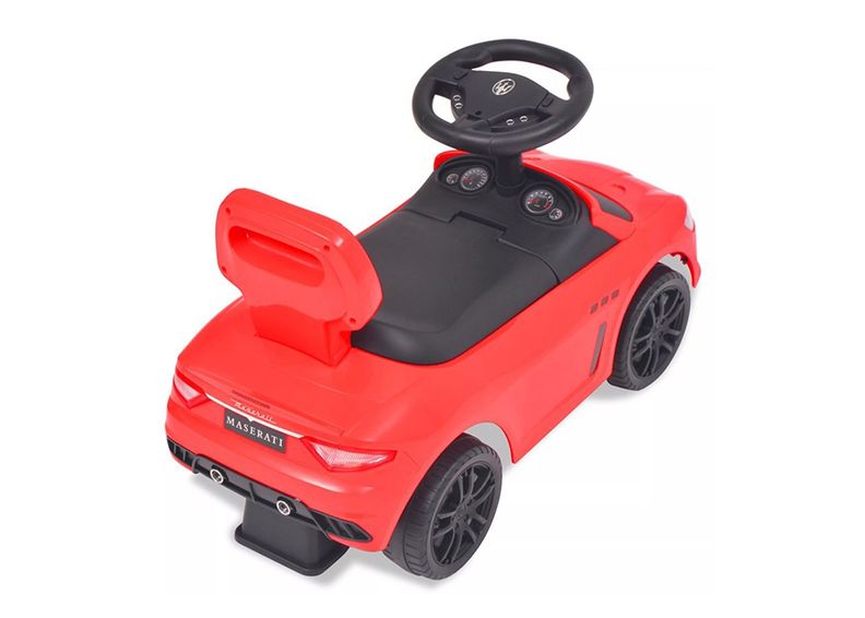 Potkuauto Maserati punainen kuvasuurennos