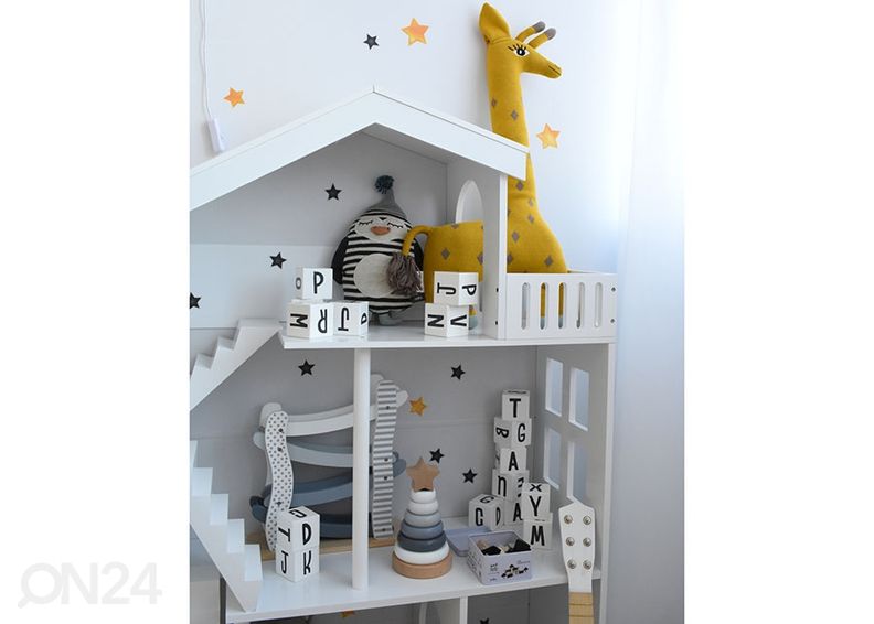 Puinen nukkekoti / hyllystö kuvasuurennos