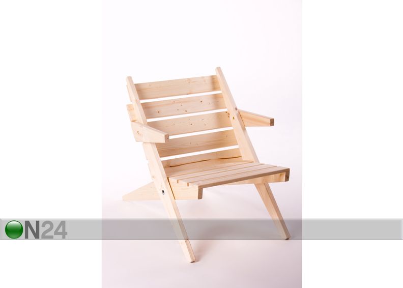 Puinen ulkokalusteryhmä kuvasuurennos