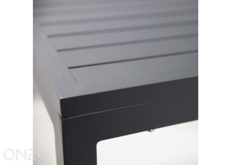 Puutarhakalusteet Adrian kuvasuurennos