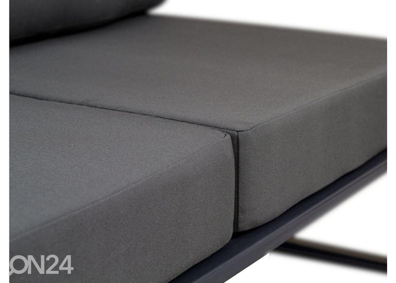 Puutarhakalusteet Adriana kuvasuurennos