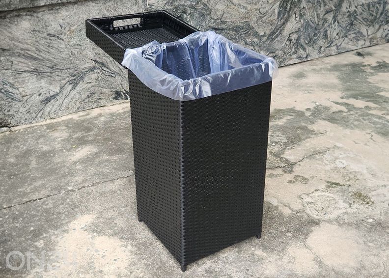 Puutarhan roskalaatikko Wicker kuvasuurennos