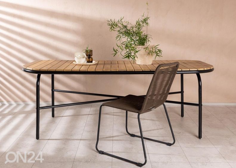 Puutarhapöytä Holmbeck kuvasuurennos