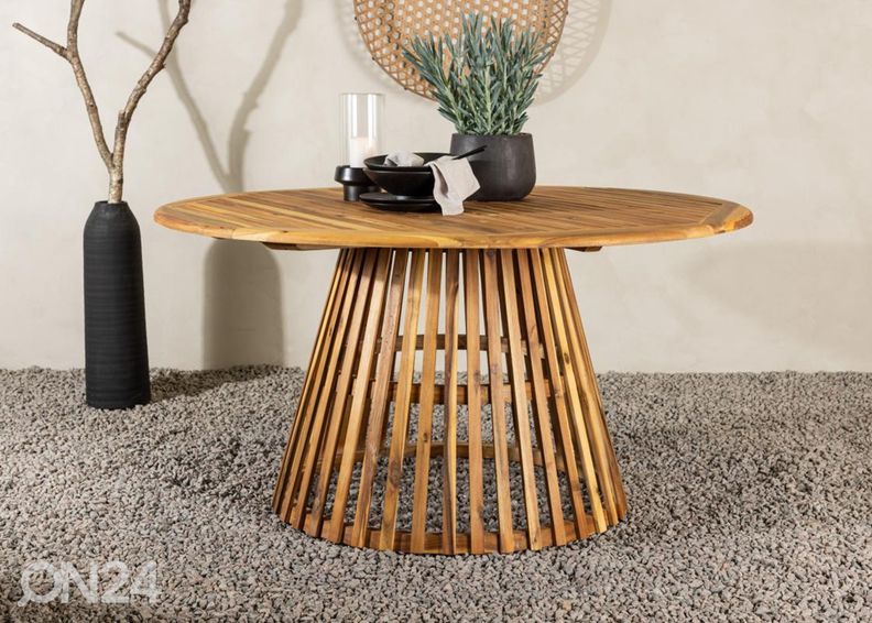 Puutarhapöytä Tucumán kuvasuurennos