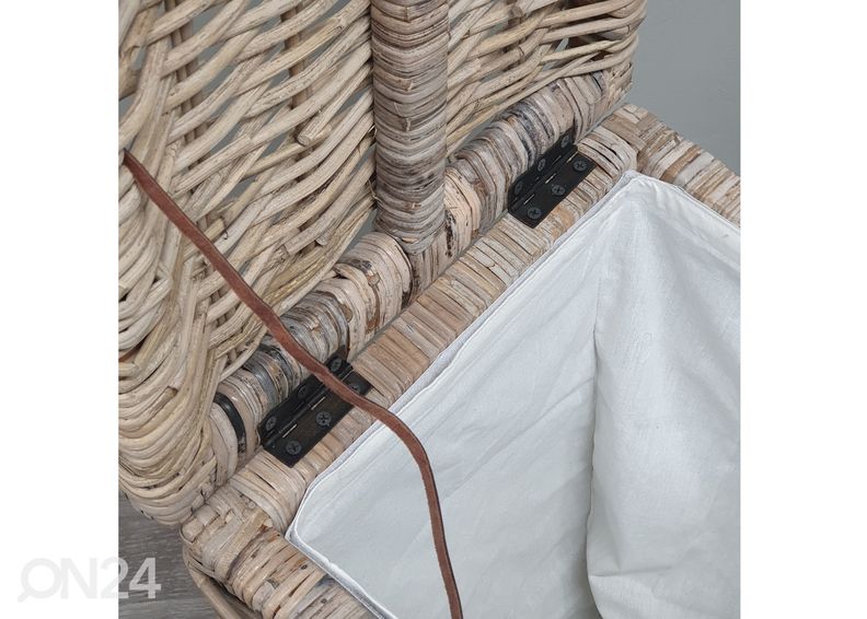 Pyykkikori kuvasuurennos