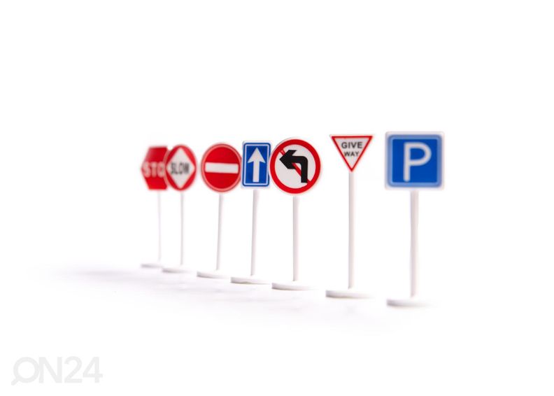 Rahtikone + 3 paloautoa kuvasuurennos