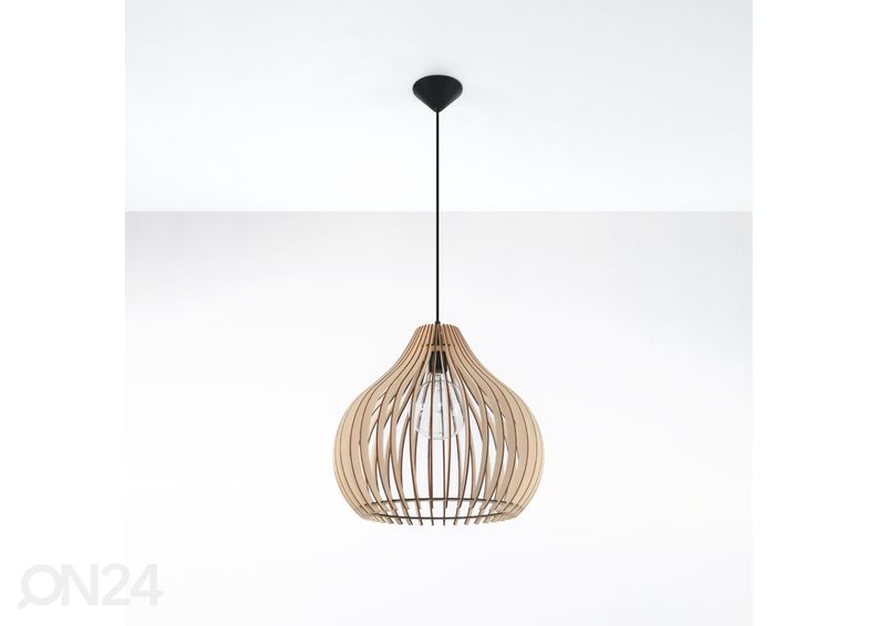 Riippuvalaisin Aprilla, puu kuvasuurennos