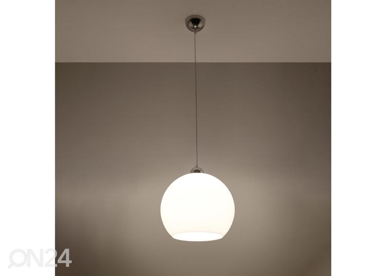 Riippuvalaisin Ball, valkoinen kuvasuurennos