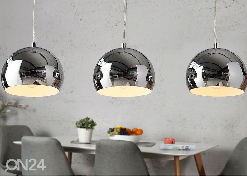 Riippuvalaisin Chromagon kuvasuurennos