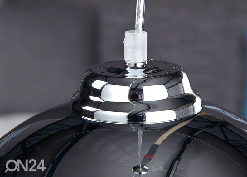 Riippuvalaisin Chromagon kuvasuurennos