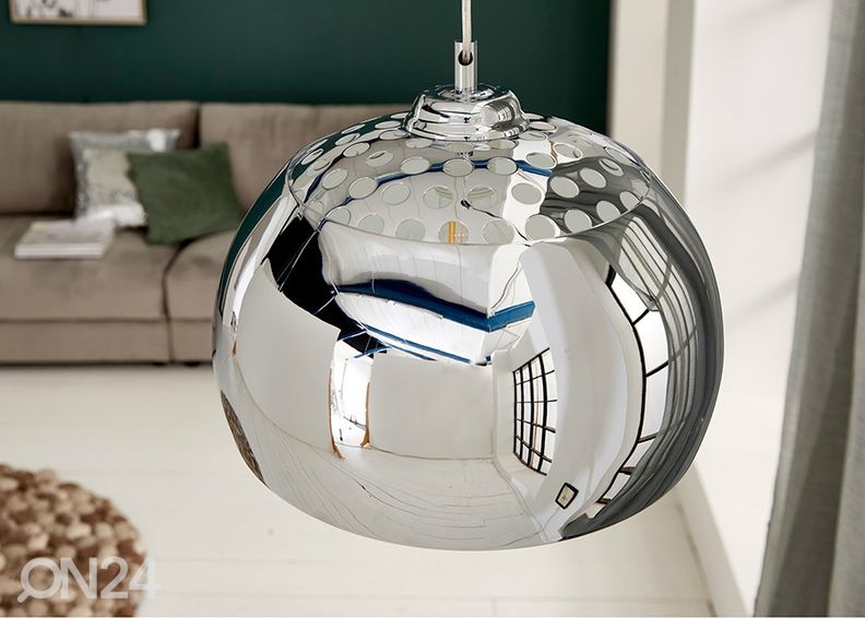 Riippuvalaisin Chrome Ball kuvasuurennos