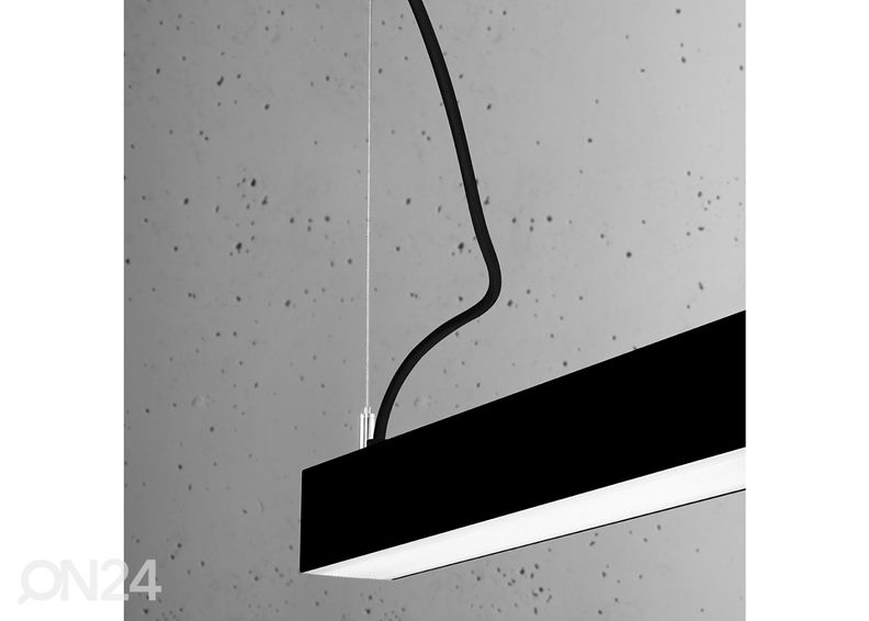 Riippuvalaisin Pinne 118, musta kuvasuurennos