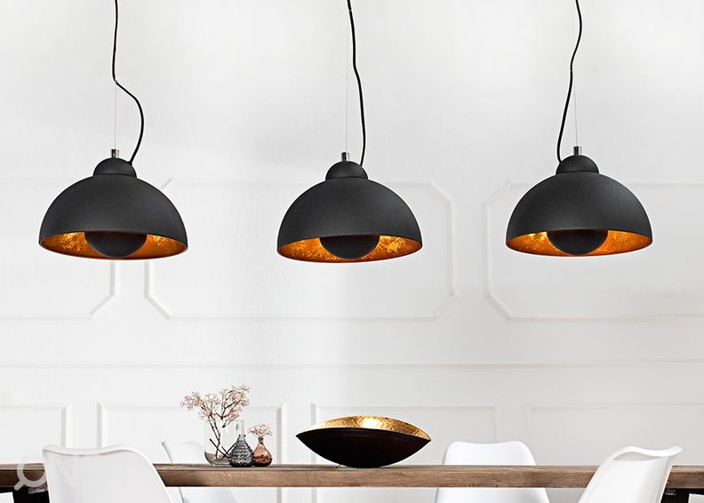 Riippuvalaisin Studio kuvasuurennos