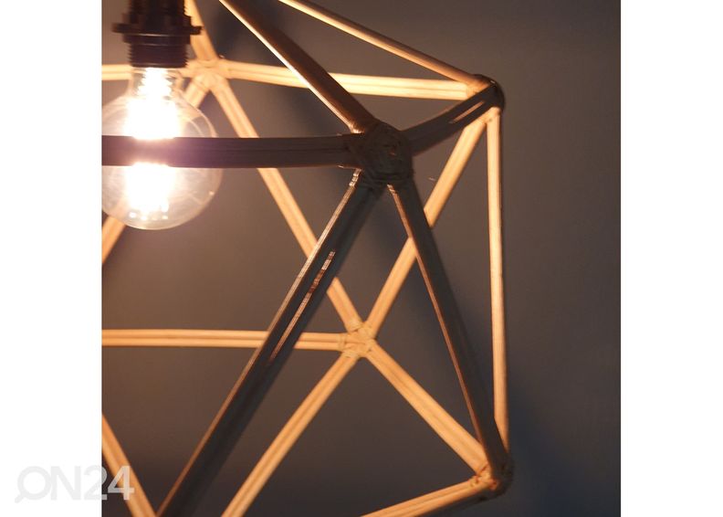 Rottinkivalaisin Saturn kuvasuurennos