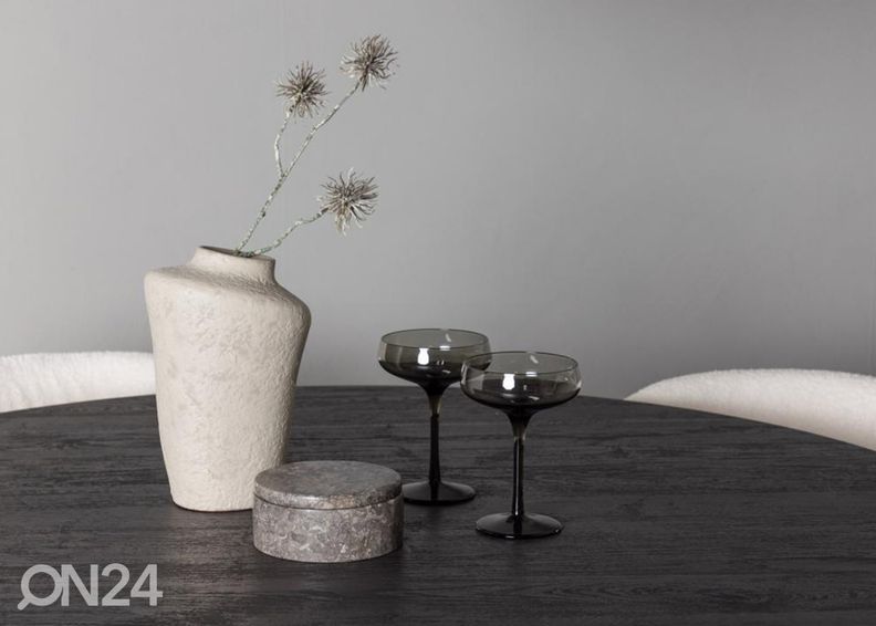 Ruokailuryhmä Lanzo & Edina kuvasuurennos