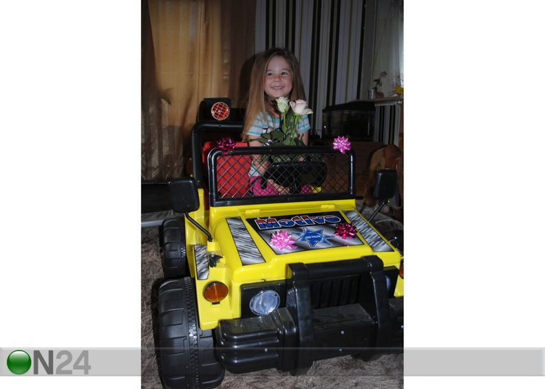 Sähköauto JEEP kuvasuurennos