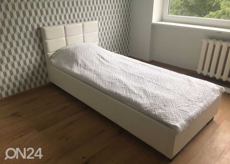 Sänky 90x200 cm kuvasuurennos
