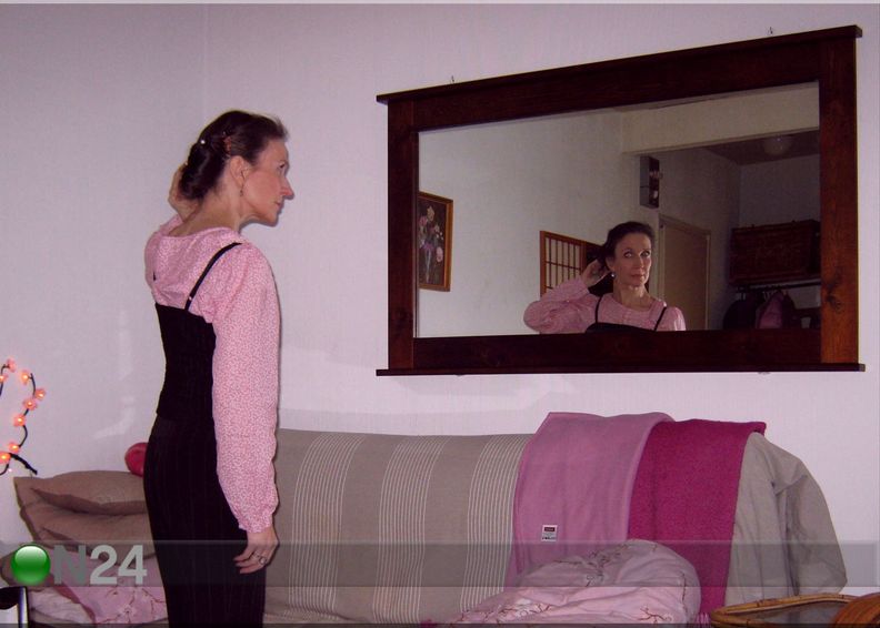 Seinäpeili 140x83 cm kuvasuurennos